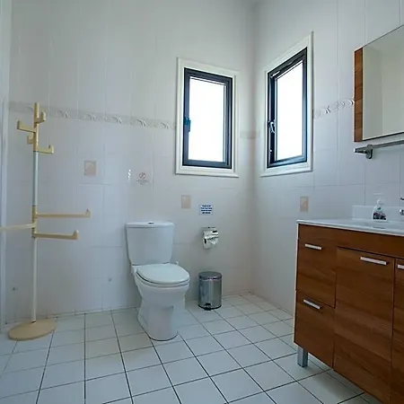 Av6 Hotel